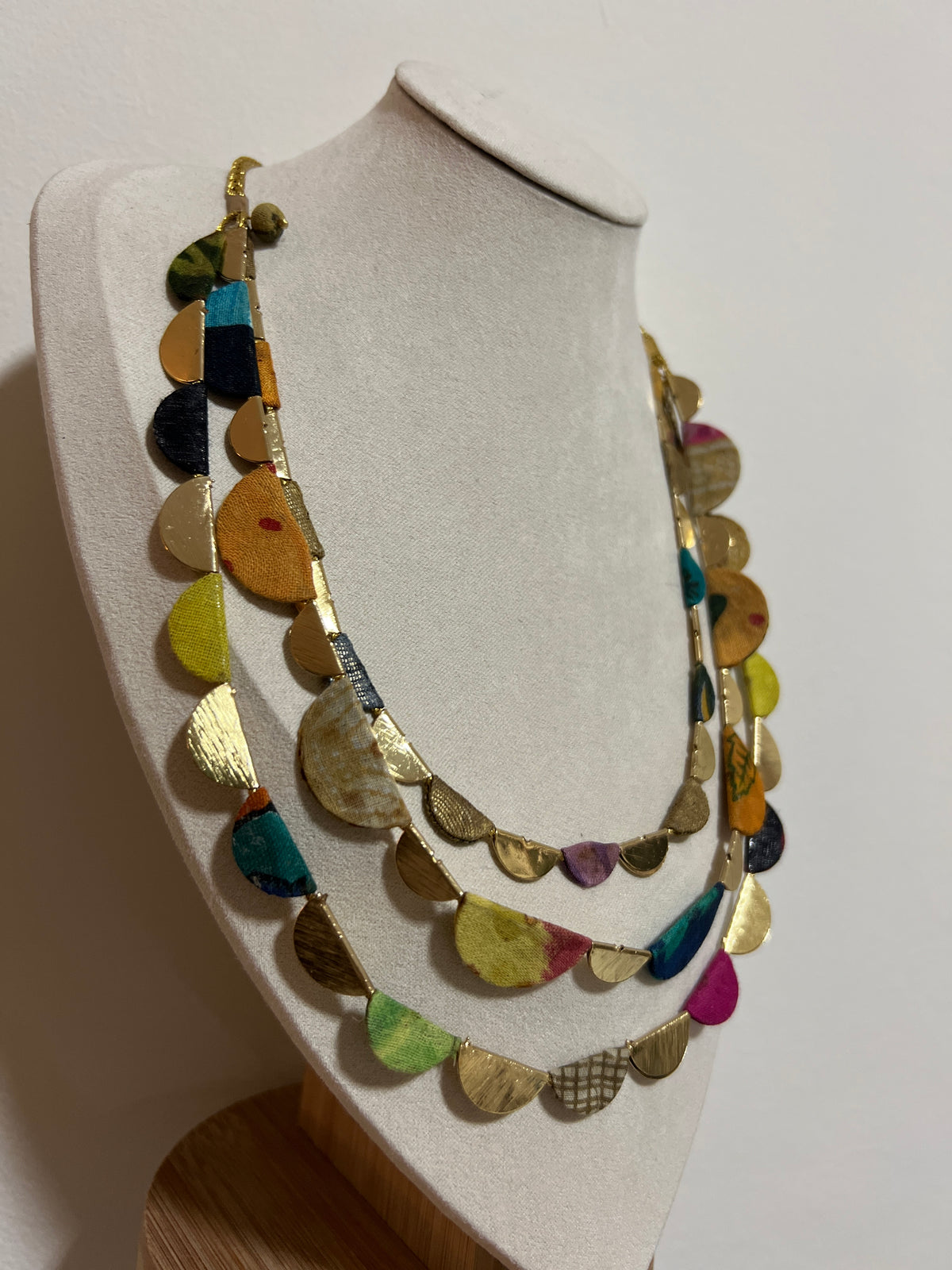 Narin triple layered necklace