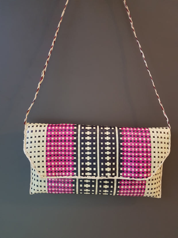 Madagascar Straw Clutch with Sling (Black/pink)