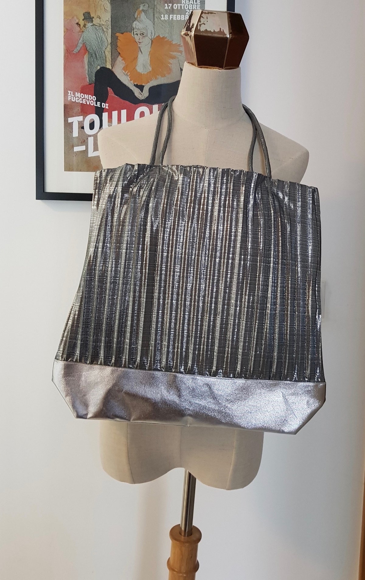 Yin Pleated Tote