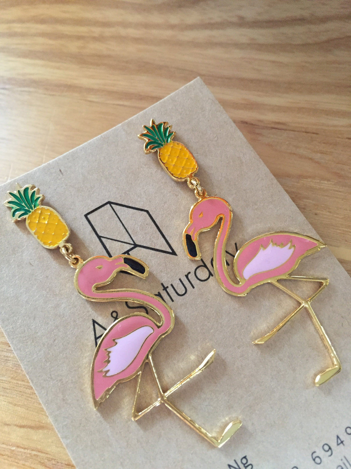 (Restock) Flamingo+Pineapple Earrings