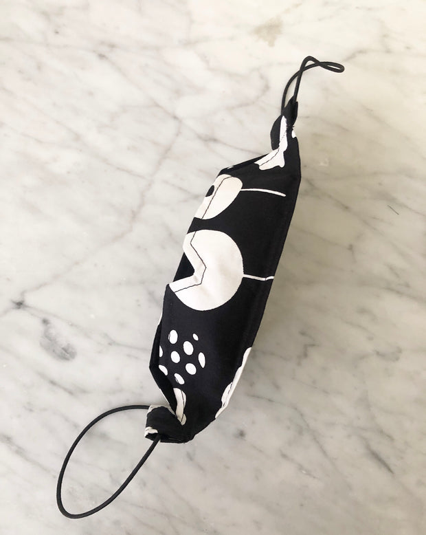 VEE 3D Boat Shape Mask (Monochrome Floral) - 2nd Restock