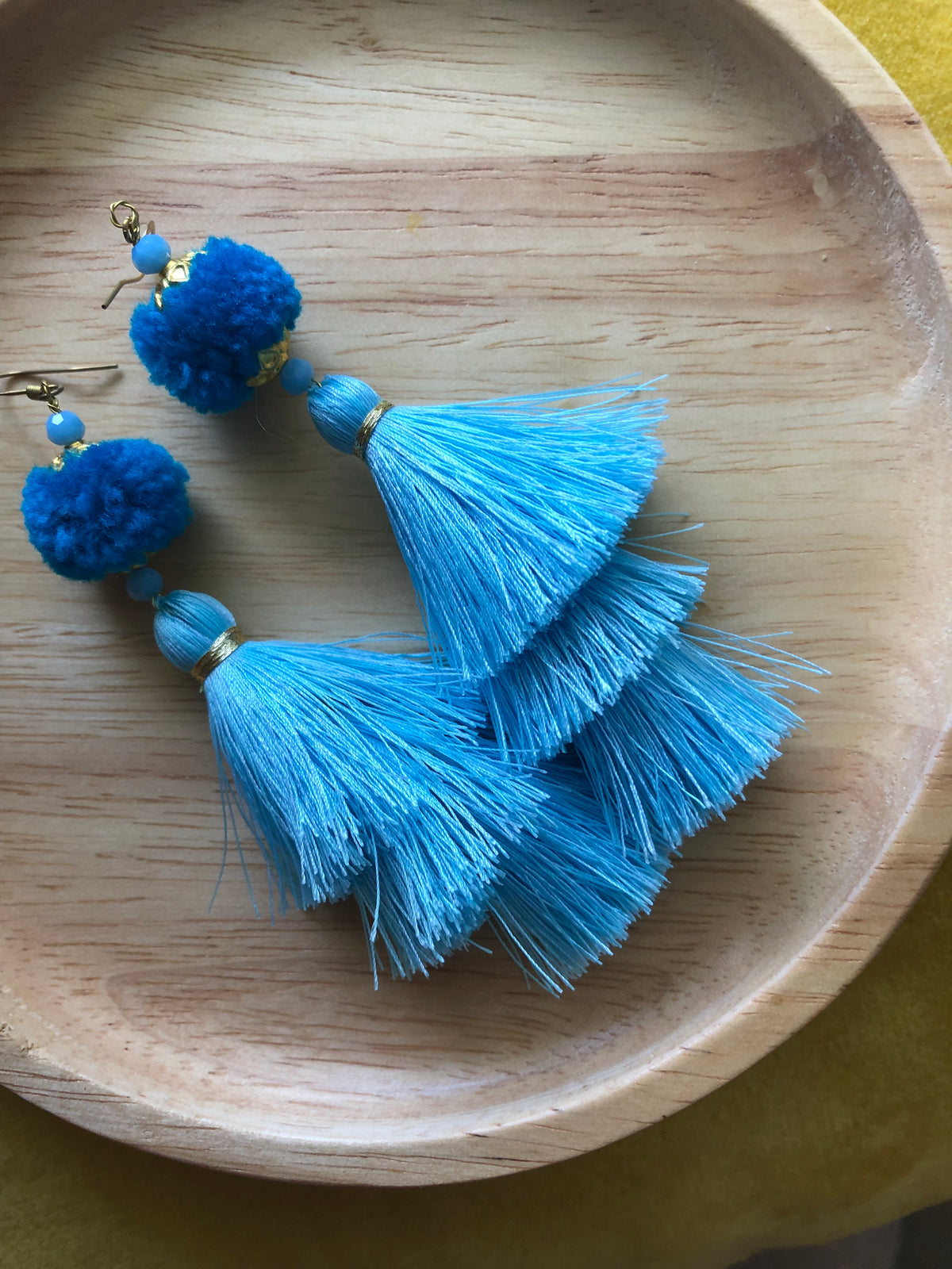 Warin three tier tassel earrings size M (All blue 20% off)
