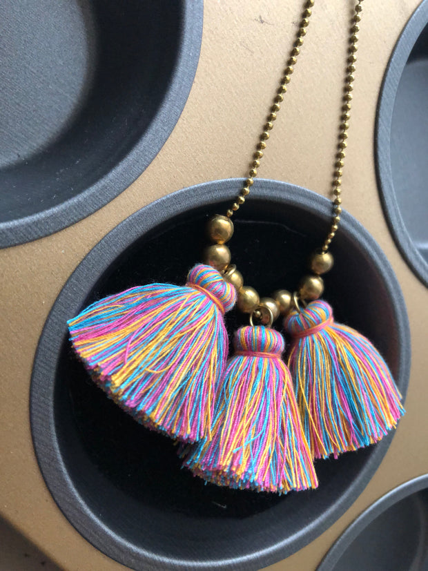 Nara Necklace (3 Tassels-Mixed colours)