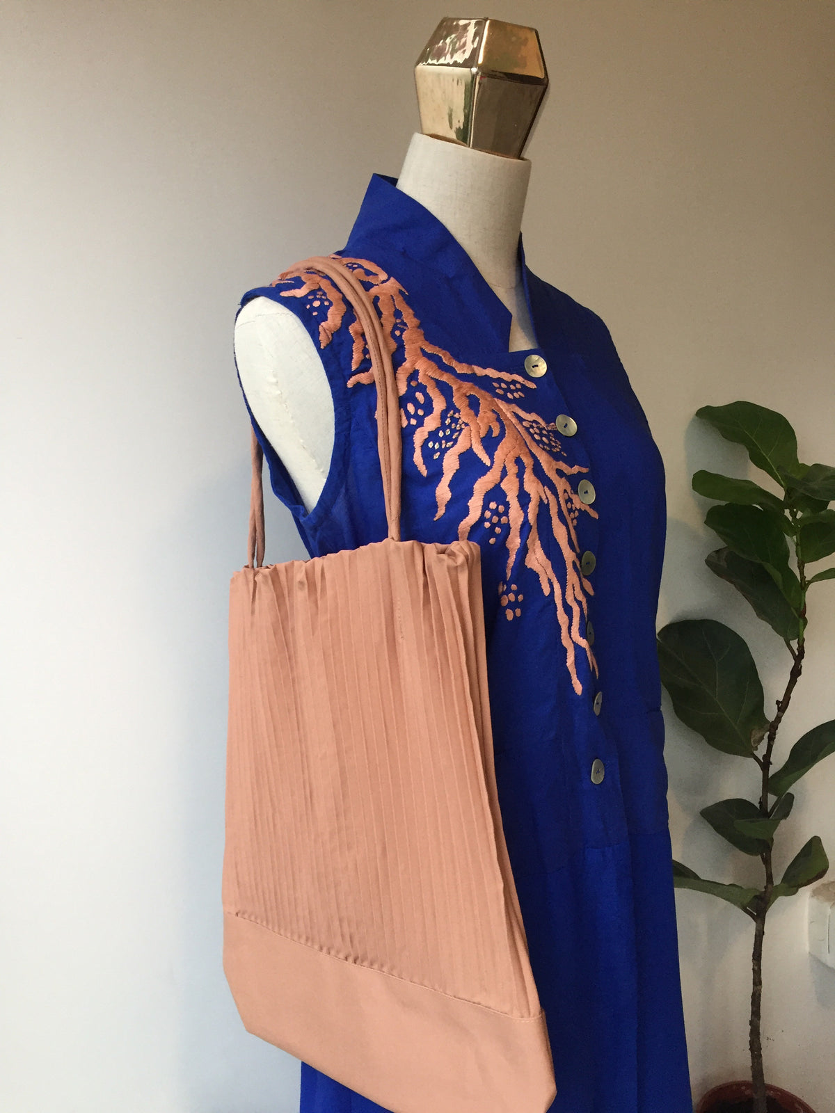 Yin Pleated Tote