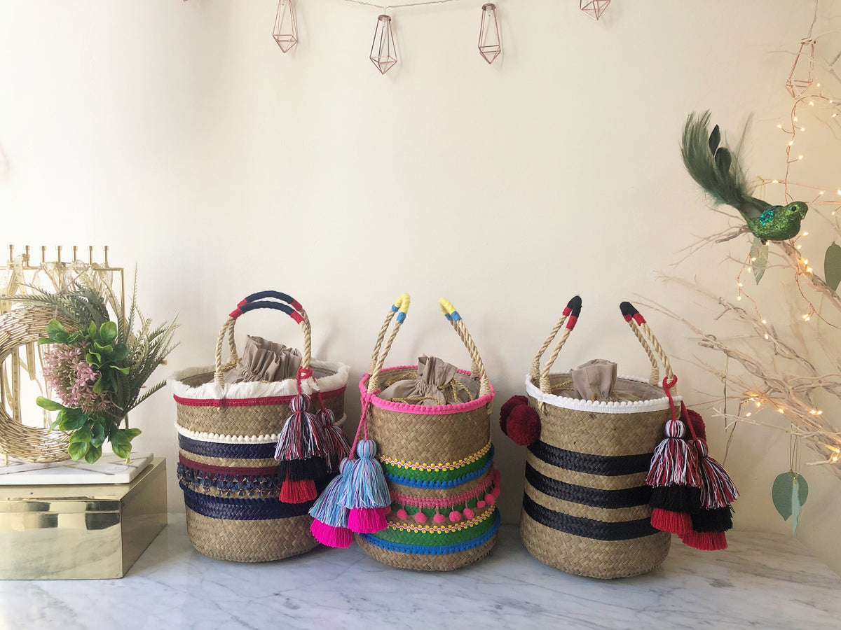 [We help you design] BONDI Embellished bucket bag - GREEN